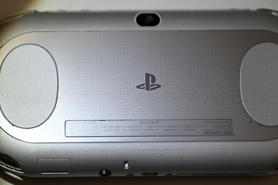 PlayStation Vita Silver console PCH-2000 ZA25 Wi-Fi model SONY