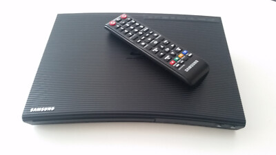Samsung BD-J5500 - 3D Blu-Ray Player, Curved Design (HDMI, USB) schwarz