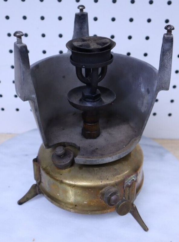 Vintage Antique Primus Model 210 Single Burner Camp Stove Vintage Antique Primus Model 210 Single Burner Camp Stove