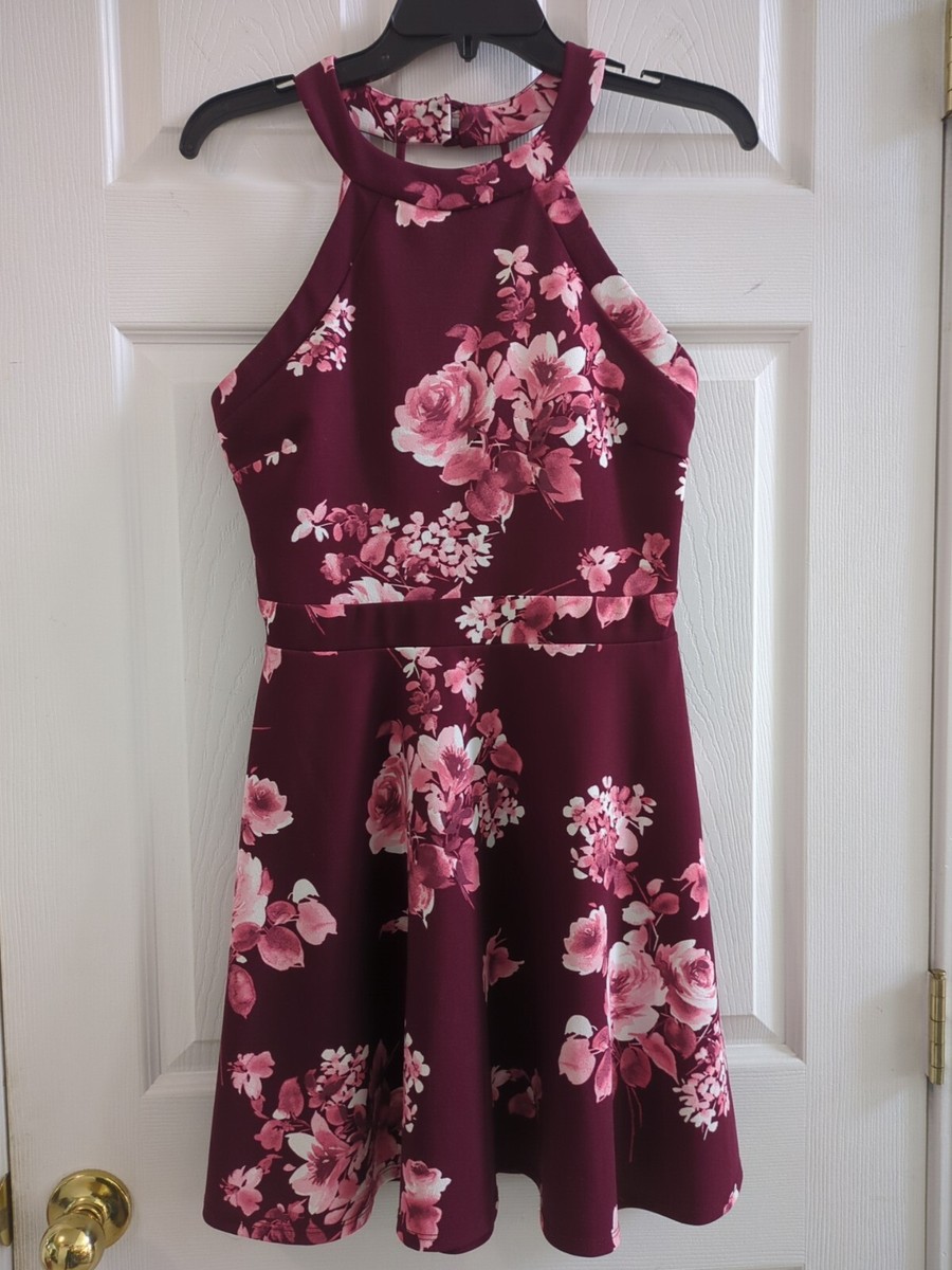 burgundy halter dress short B. Smart Juniors Neck Party Formal Size 9 Prom flutter sleeve midi dress Sage Green Satin Long Color:Silver/Nude detailed straps and a