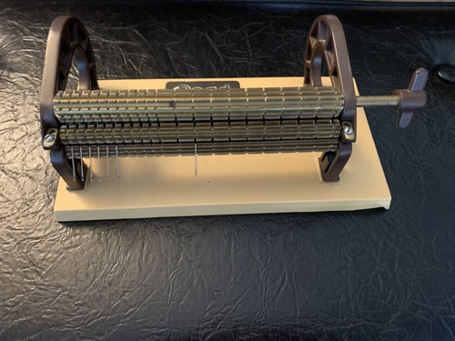 Vintage Read Pleater Smocking Machine Hand Crank Fabric Pleating Tool