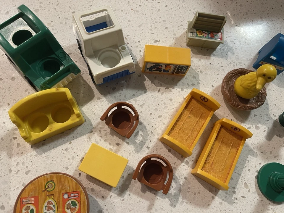 Vintage Fisher Price Little People Sesame Street Set With Figures - Imagem 4 de 4