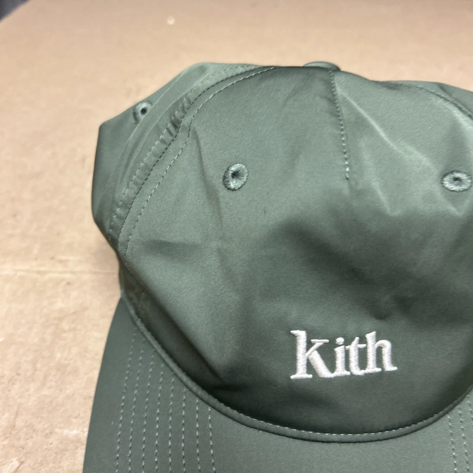 Gorra Kith Bordada Logotipo Hechizado Verde SnapBack Foto 4 de 4