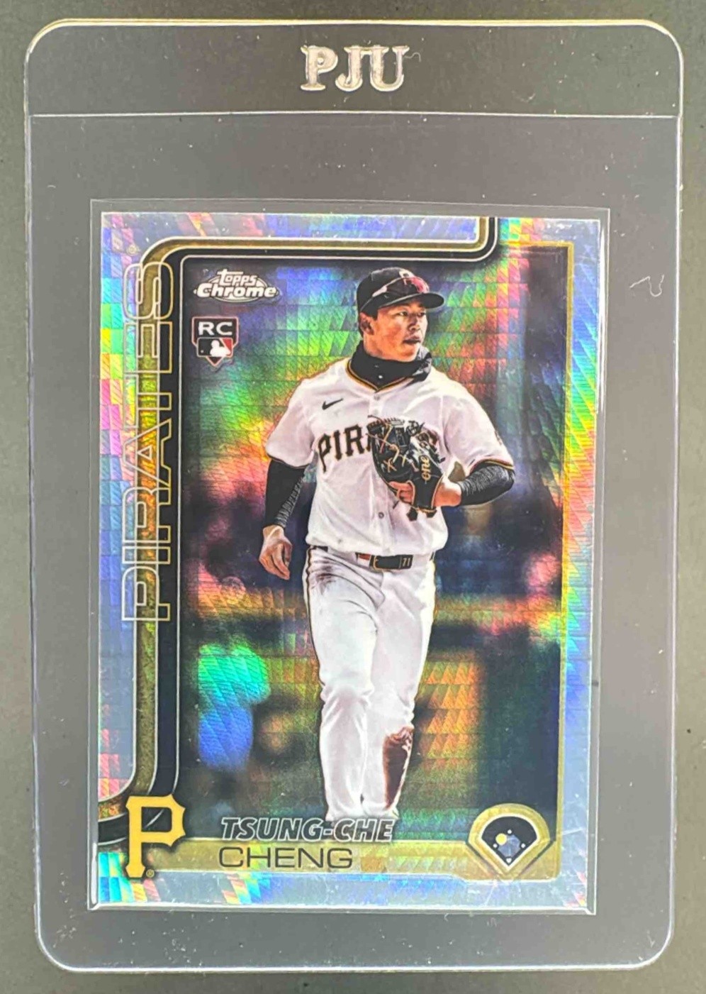 Tsung-Che Cheng 2025 Topps Chrome Update #USC74 Prism Refractor Rookie RC