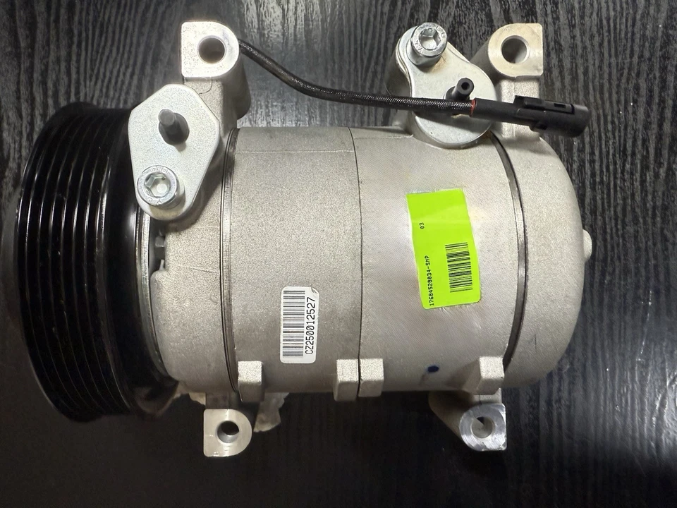 Compresor de aire acondicionado nuevo - 4 estaciones, 68452. Se adapta a Nissan Sentra 00-06 1,8 L-L4 Foto 2 de 4