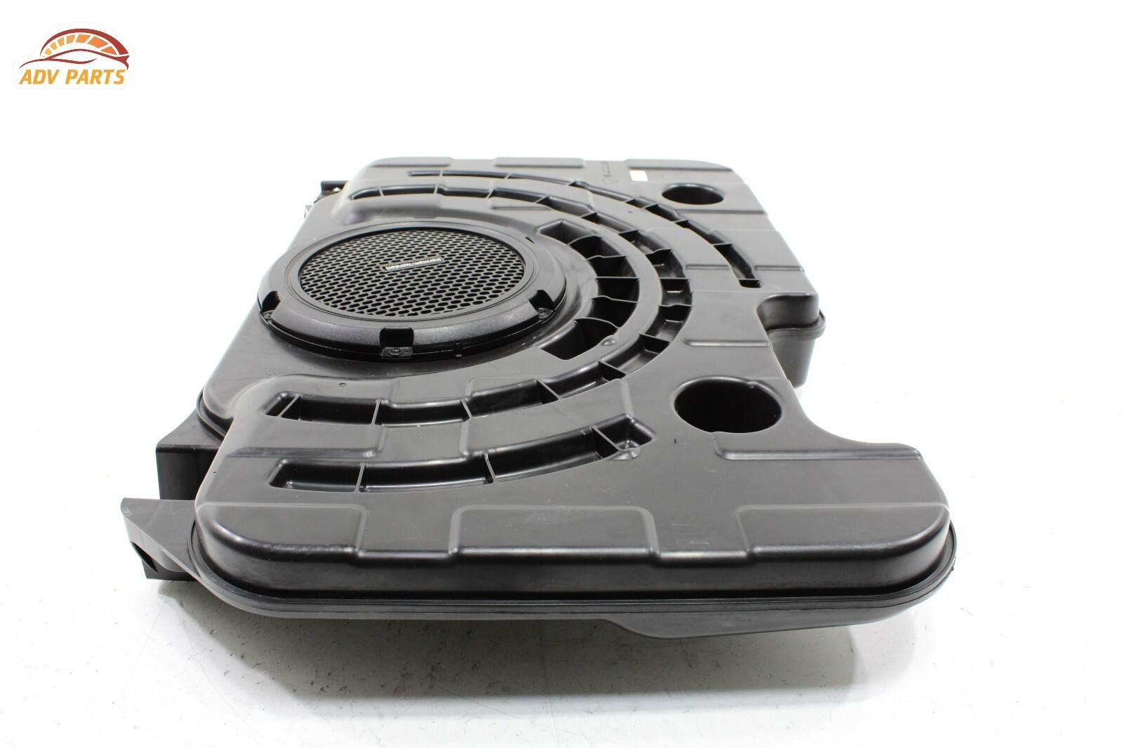 2017 - 2020 MASERATI LEVANTE REAR SUBWOOFER SUB WOOFER SPEAKER BASS BOX OEM