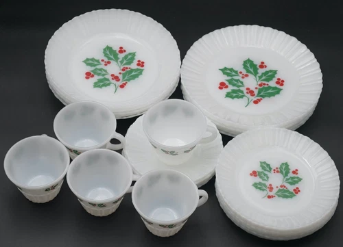 Vintage Crisa Milk Glass Holly Berry Christmas Plate, Bowl, Cup & Saucer *PICK*
