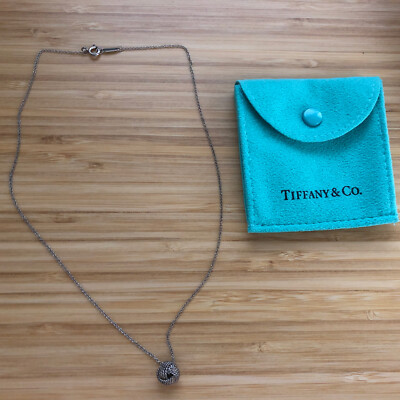 Tiffany & Co. twist knot ネックレス Tiffany & Co. Sterling Silver 'Twist Knot' Pendant Necklace
