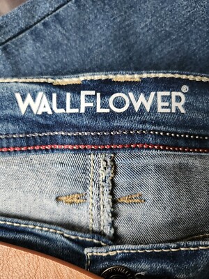 WallFlower Legendary Bootcut Jeans for Women, Classic Fit Mid-Rise Insta Stretch Denim in Standard and Plus Size, Juniors Jeans - Keller, 11 in Kenya | Jeans