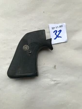 Pachmayr Presentation  Grip for  Ruger  Super Blackhawk
