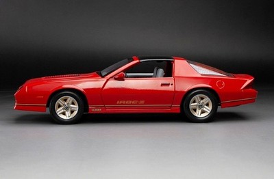 SUNSTAR 1946 1:18 1985 CHEVROLET CAMARO IROC (RED) DIECAST MODEL