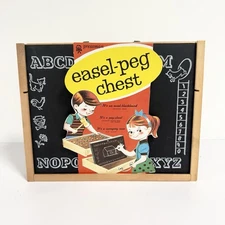 Vintage Pressman Toy Corp Easel Peg Chest Chalk Board Wood Carry Case No. 1192