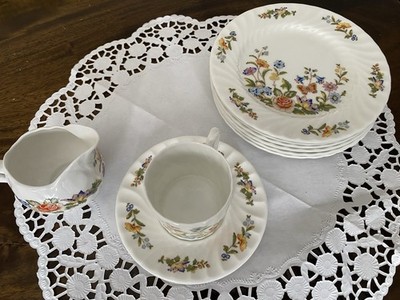 Aynsley Cottage Garden Fine Bone China Engl. Service Porzellan / 24-teilig neu