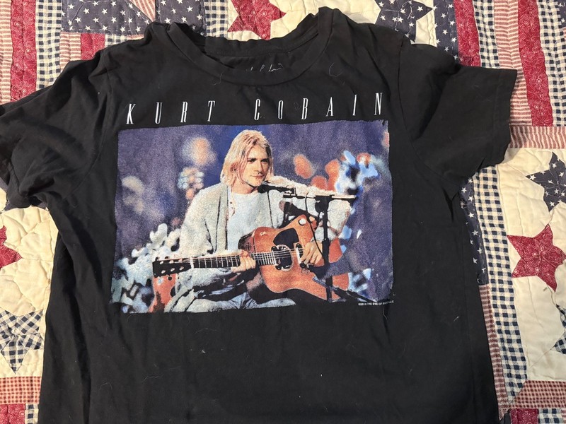 Girls Graphic T-Shirt - Kurt Cobain