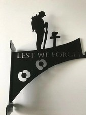 Lest we forget standing soldier hanging basket bracket