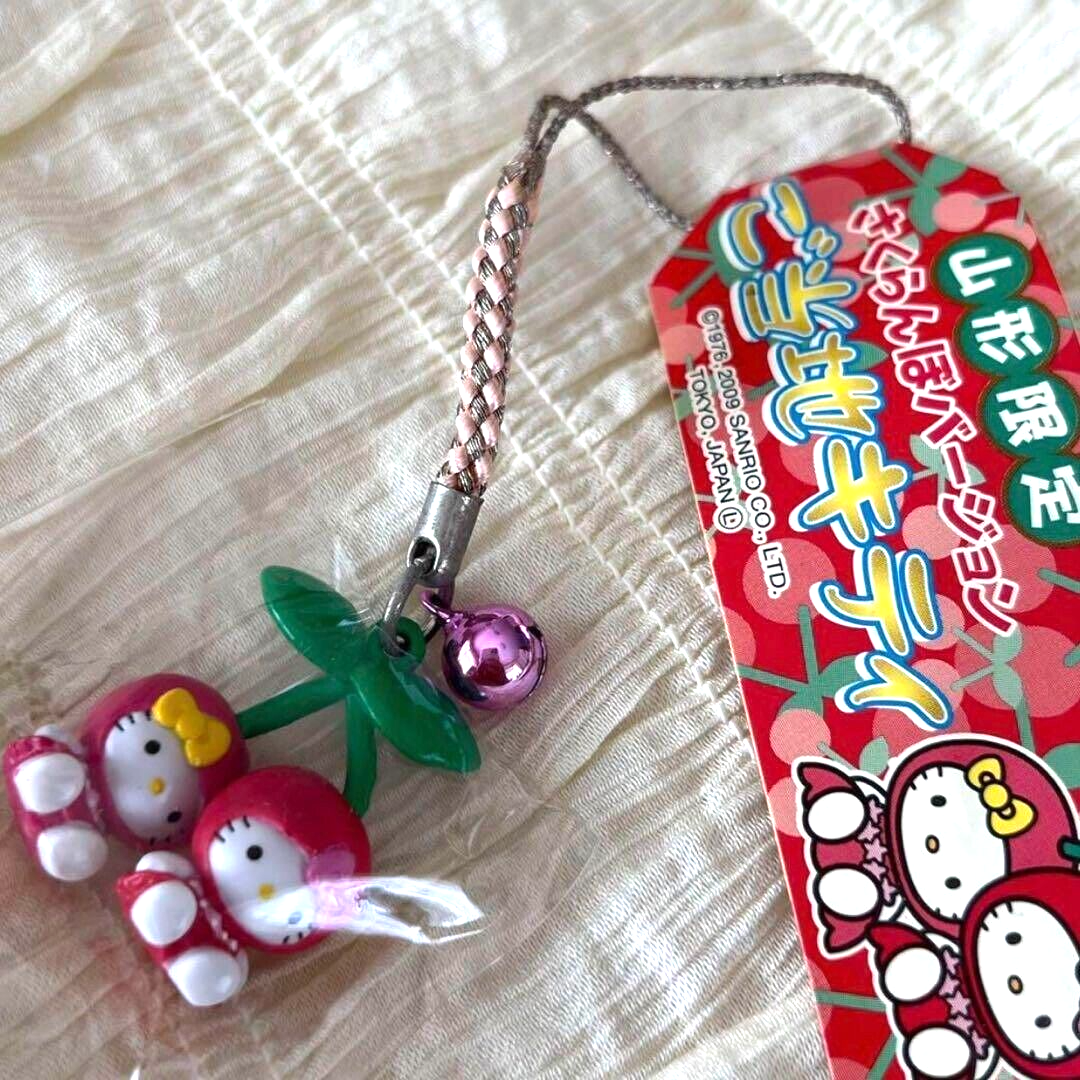 GOTOCHI KITTY Aomori ストラップ Hello Kitty Cherry gotochi Kitty Key chain charm strap