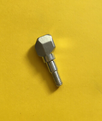 NOS* 2109101-YAMATO-NEEDLE CLAMP-FOR SEWING MACHINES *FREE