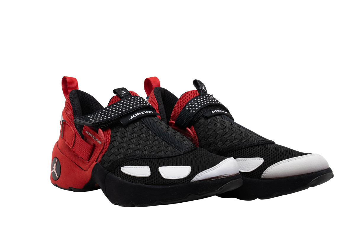 jordan trunner red