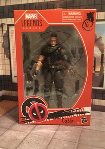 deadpool figura de accion walmart