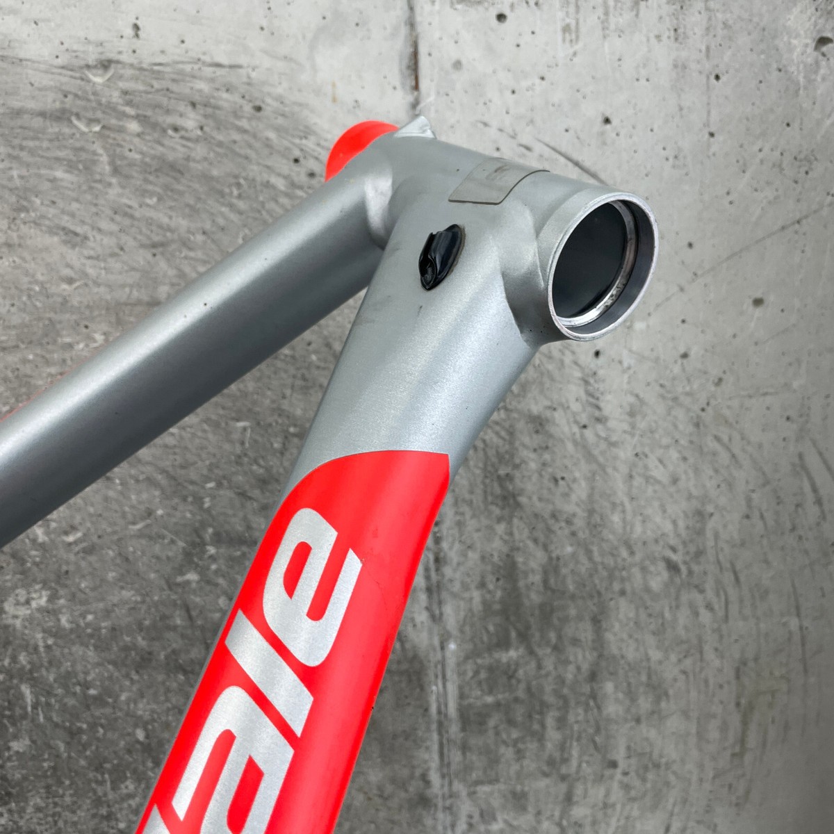 Cannondale Caad 10 Si Frame Set 56 cm 700c Road 130 mm NO Cannondale Caad 10 Si Frame Set 56 cm 700c Road 130 mm NO