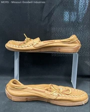 Minnetonka Women Tan Leather Slip-On Moccasin Loafers - US Size 9