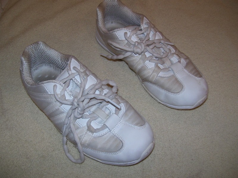 Girl's Chasse Ace II Cheer Shoes Size 6
