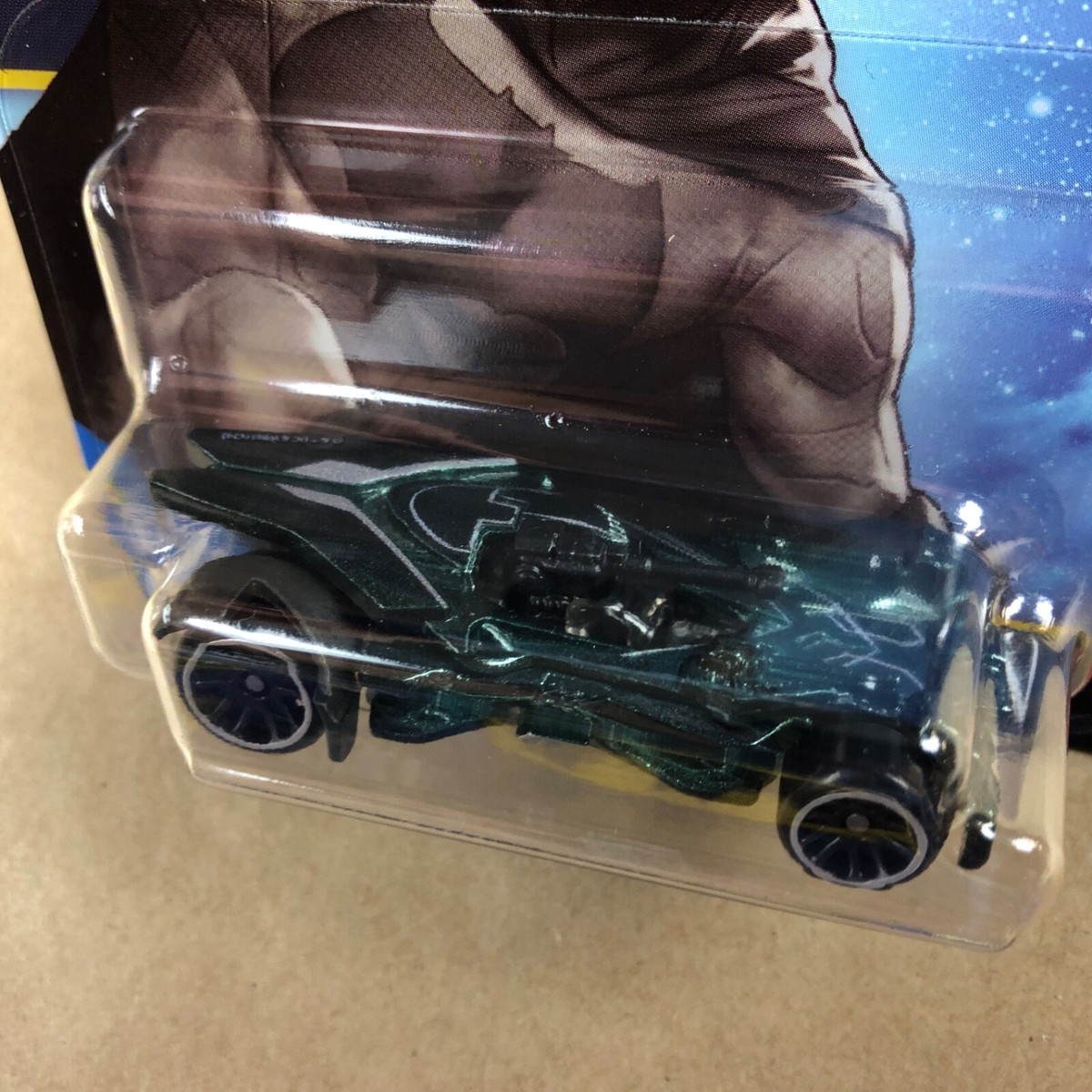 Jouet HOT WHEELS 1/64 - Batmobile The Batman 2023 - Série #11/20 - Neuf Sous Blister