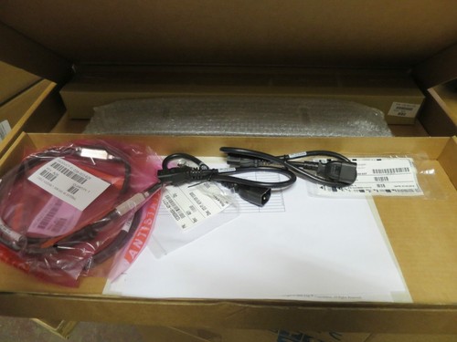 NUEVO Dell EMC CAE AX4-5DAE FX984 con 12 x AX-SS15-300 300 GB 15K 005049034 - Imagen 6 de 11