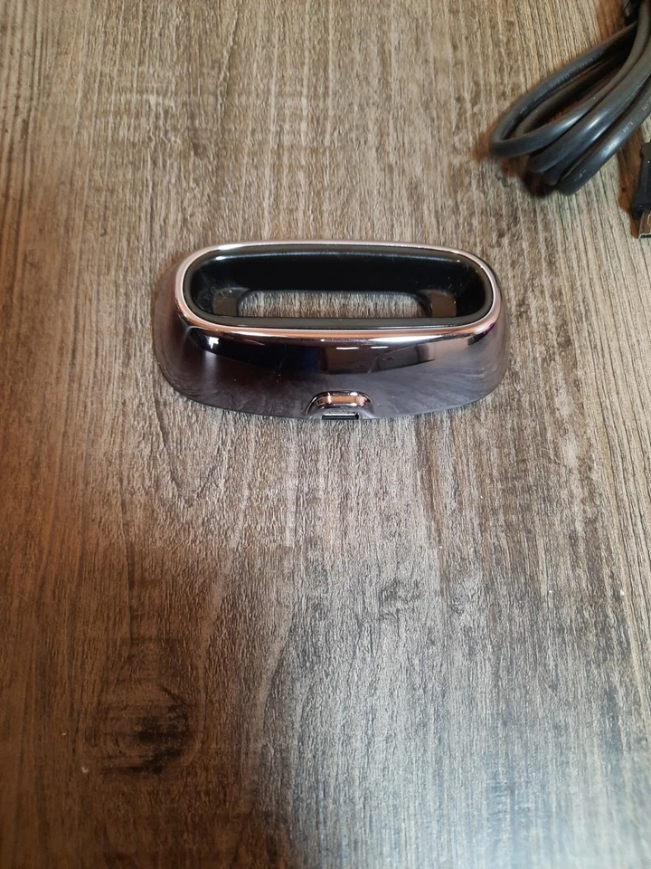 Зарядная подставка BLACKBERRY с изогнутым шнуром оригинальная D008B050 - Изображение 4 из 4