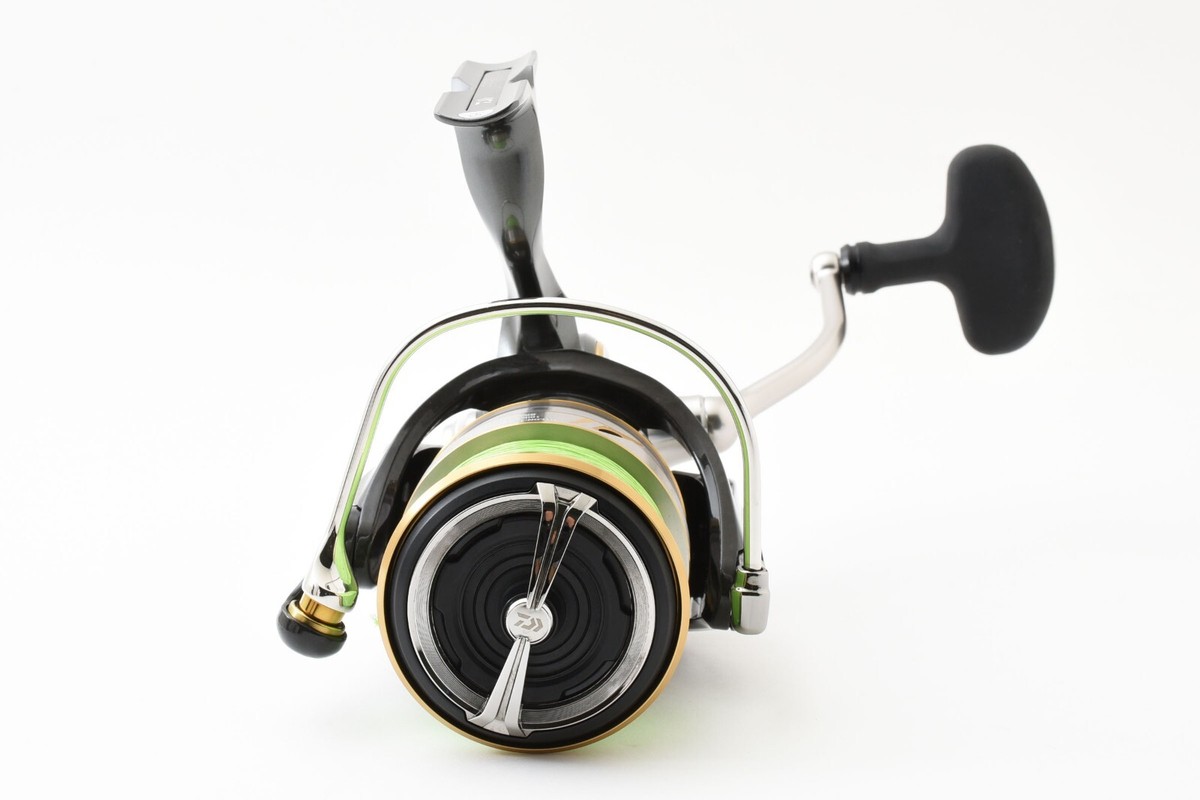 Daiwa 20 LUVIAS LT 4000-C Spinning Reel Near Mint from JAPAN