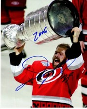 Doug Weight Signed - Autographed Carolina Hurricanes 8x10 inch Photo
