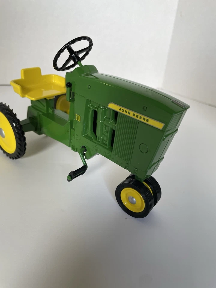 1997 ERTL John Deere Model 10 Pedal Tractor Replica 5081MA With Original Box - Image 4 of 4