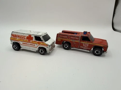 Vintage Hot Wheels Redline Emergency Vehicles Paramedic Ambulance Emergency Unit