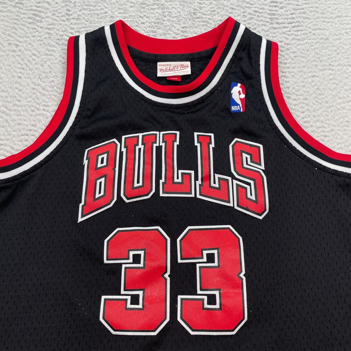 Mitchell Ness Hardwood Classics Chicago Bulls #33 Pippen Jersey