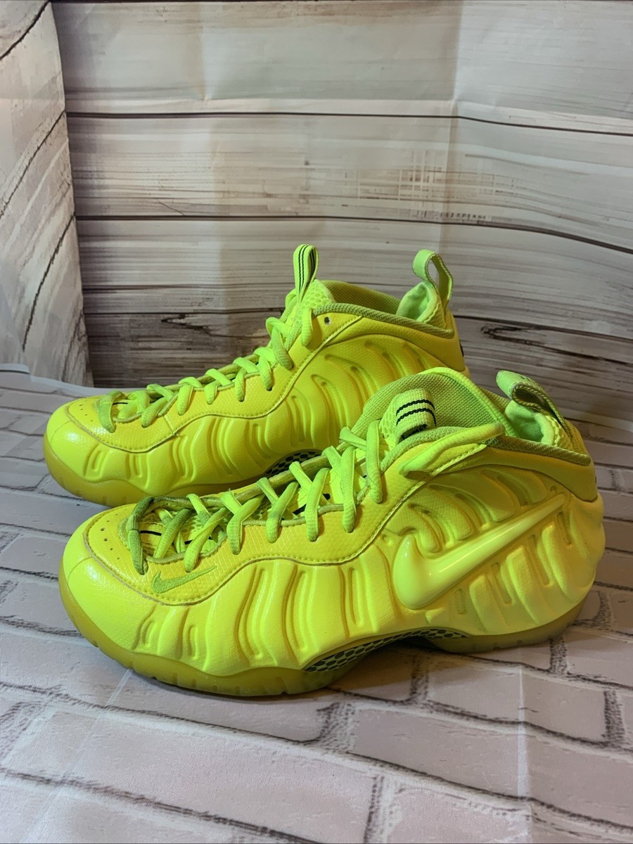 Nike Air Foamposite Pro Volt Men\'s size 12 Sneakers Yellow Shoes Gift Nike Men main image 4