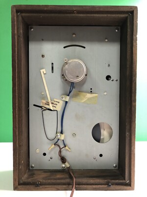1979 Nestle 50th Anniversary A Time for Baking Clock Toll House
