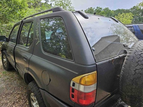 Driver Rear Quarter Glass/window ISUZU RODEO Left 98 99 00 01 02 03 04 Privacy - Picture 2 of 2