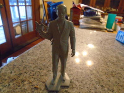 Man from U.N.C.L.E Illya Kuryakan plastic Figure 1966    ID:90924