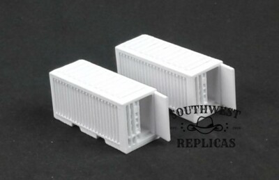 SW Replicas N 120-1214: 20' CARGO CONTAINER - RIGHT DOOR OPEN - WHITE - Set of 2