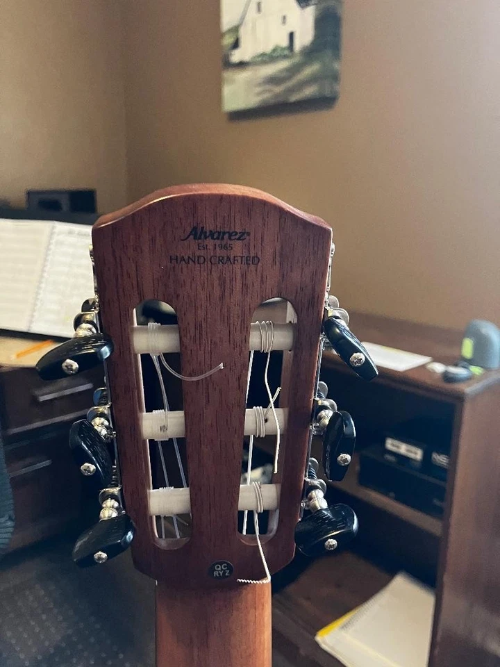 Álvarez AC65ce 2023 - Cedro Occidental Foto 4 de 4