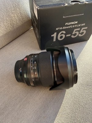 Fujifilm Fujinon XF 16-55mm f/2.8 R LM WR   Standardzoom X-Mount   sehr gut