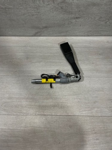 BMW 5 F10 F11 2013 Gurtschloss vorne 3055372 KAN8699