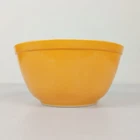 PYREX 402 Gold Mixing Bowl 1.5 Quart Marigold