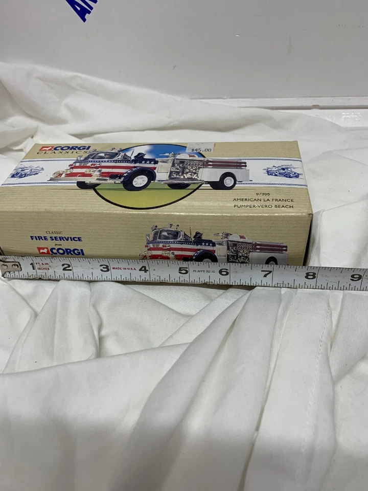 CORGI CLASSICS 97395 AMERICAN LA FRANCE PUMPER-VERO BEACH 1:50 LTD - Image 2 of 4