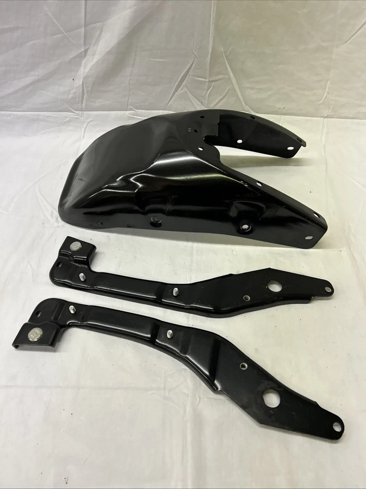 2004, 02-06 Harley Davidson V-Rod, VRSCA, VROD PARA-LAMA TRASEIRO INTERNO LAMA GUURD 20 - Imagem 2 de 4