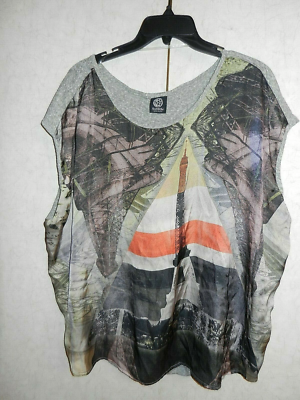 Bobeau sz 2X Paris top with Eiffel Tower, French flag on satin in