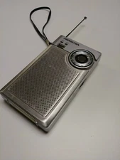 Soundesign AM/FM Pocket Radio 2145(B) Works perfect!