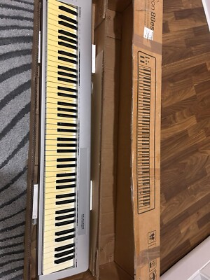 Verkaufe ein M-Audio KeyStation ES-88 MIDI Keyboard mit 88 Tasten.