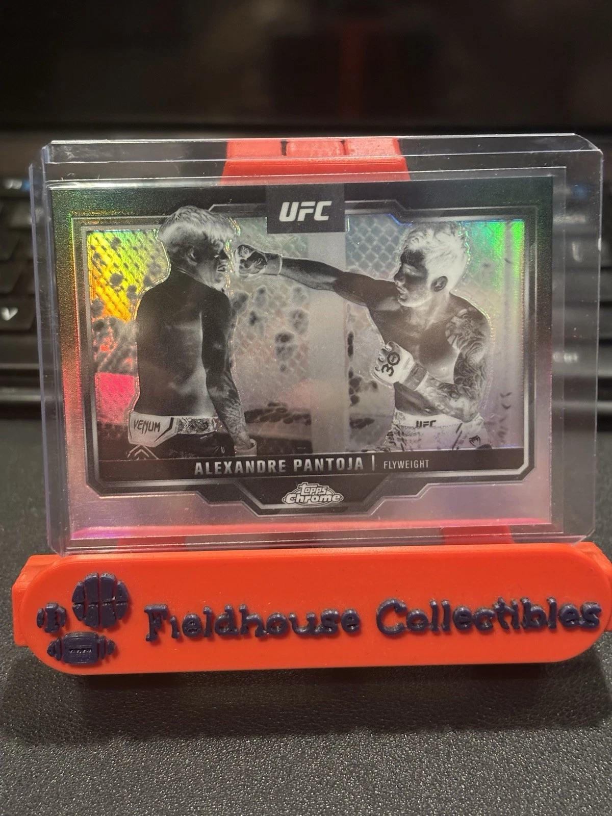 2025 Topps Chrome UFC Alexandre Pantoja #188 Negative Refractor