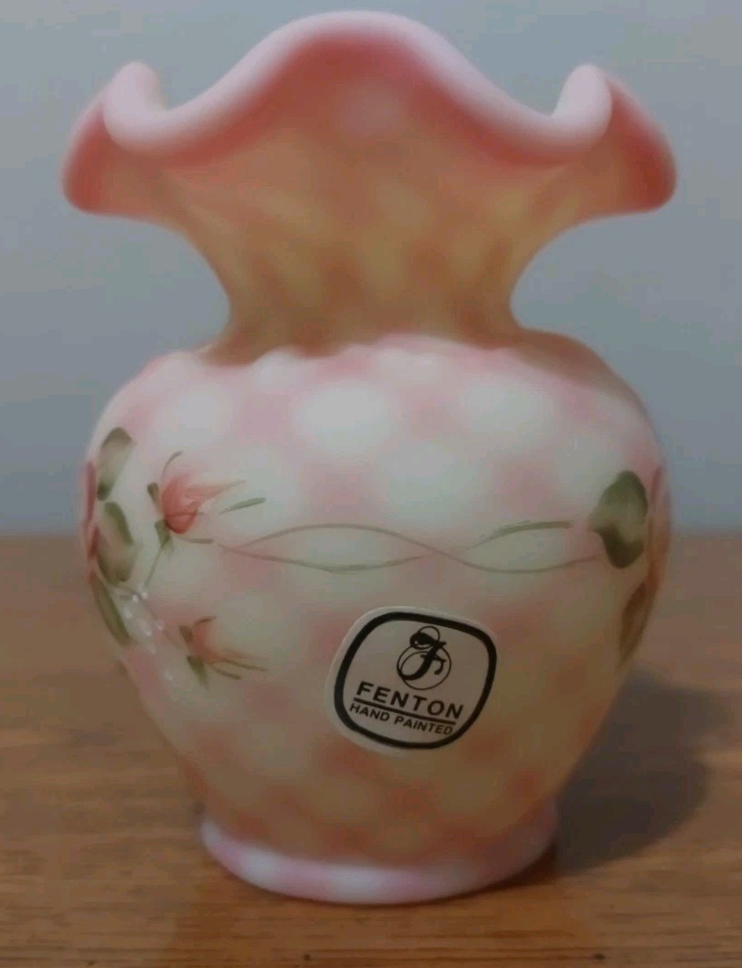 Fenton Art Glass Hand Painted Diamond Optic Burmese Vase Signed  Bill Fenton 